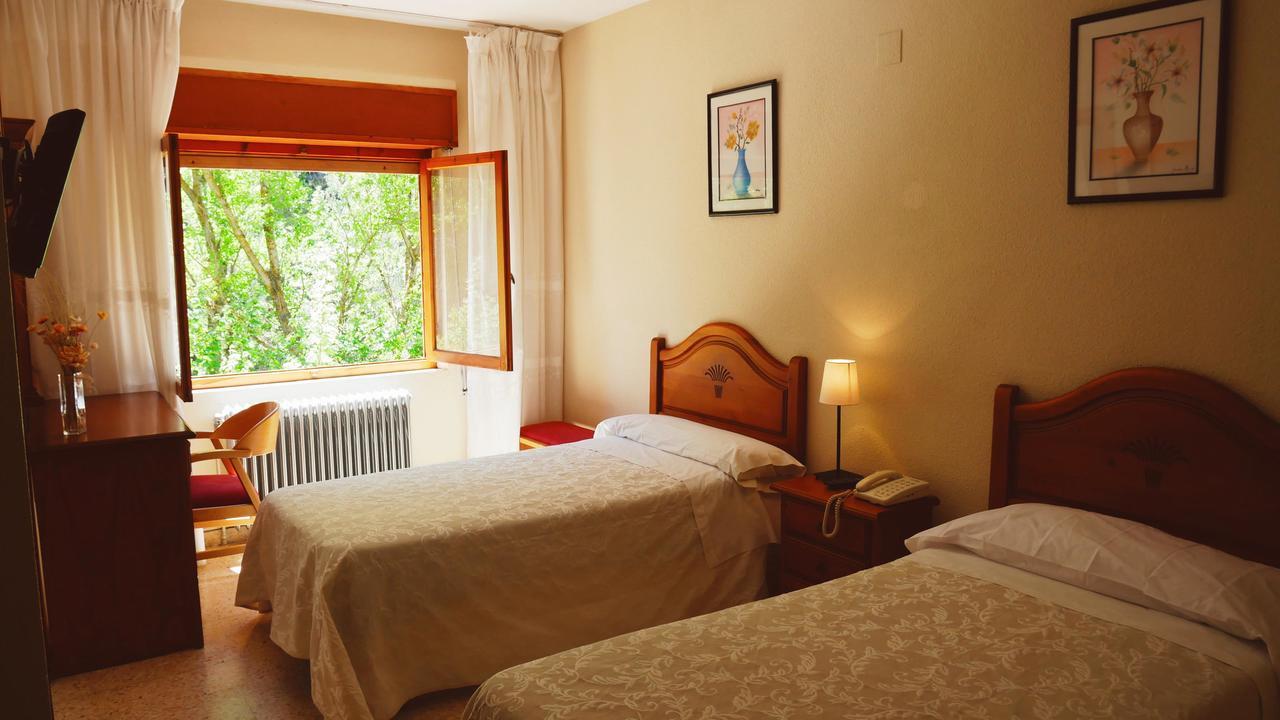 Balneario De Tus Yeste Exterior photo